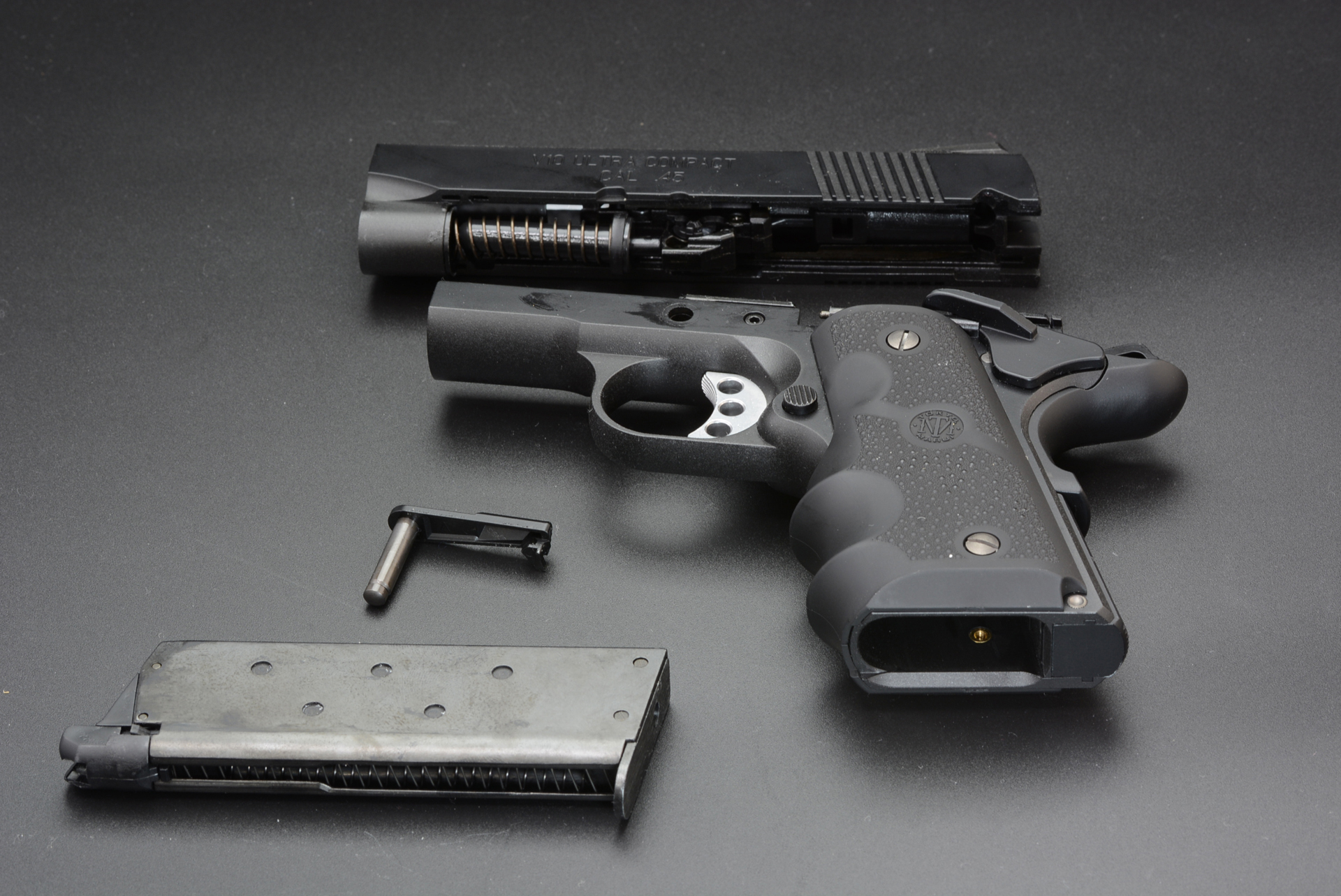 スライドを外したところ。メンテナンスもこまめにしたい