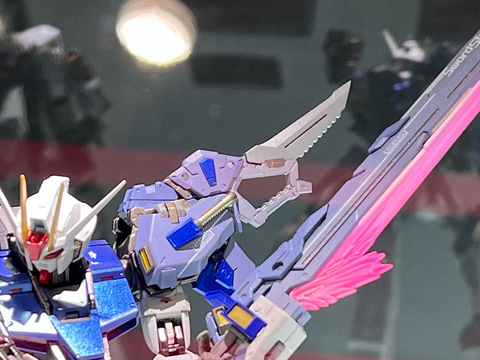 METAL BUILD ストライクガンダム」に待望のI.W.S.P.が登場！ランチャー