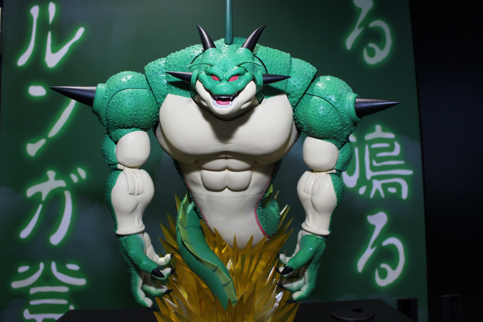 アクションフィギュアとなったポルンガ。腕や口などが可動する予定