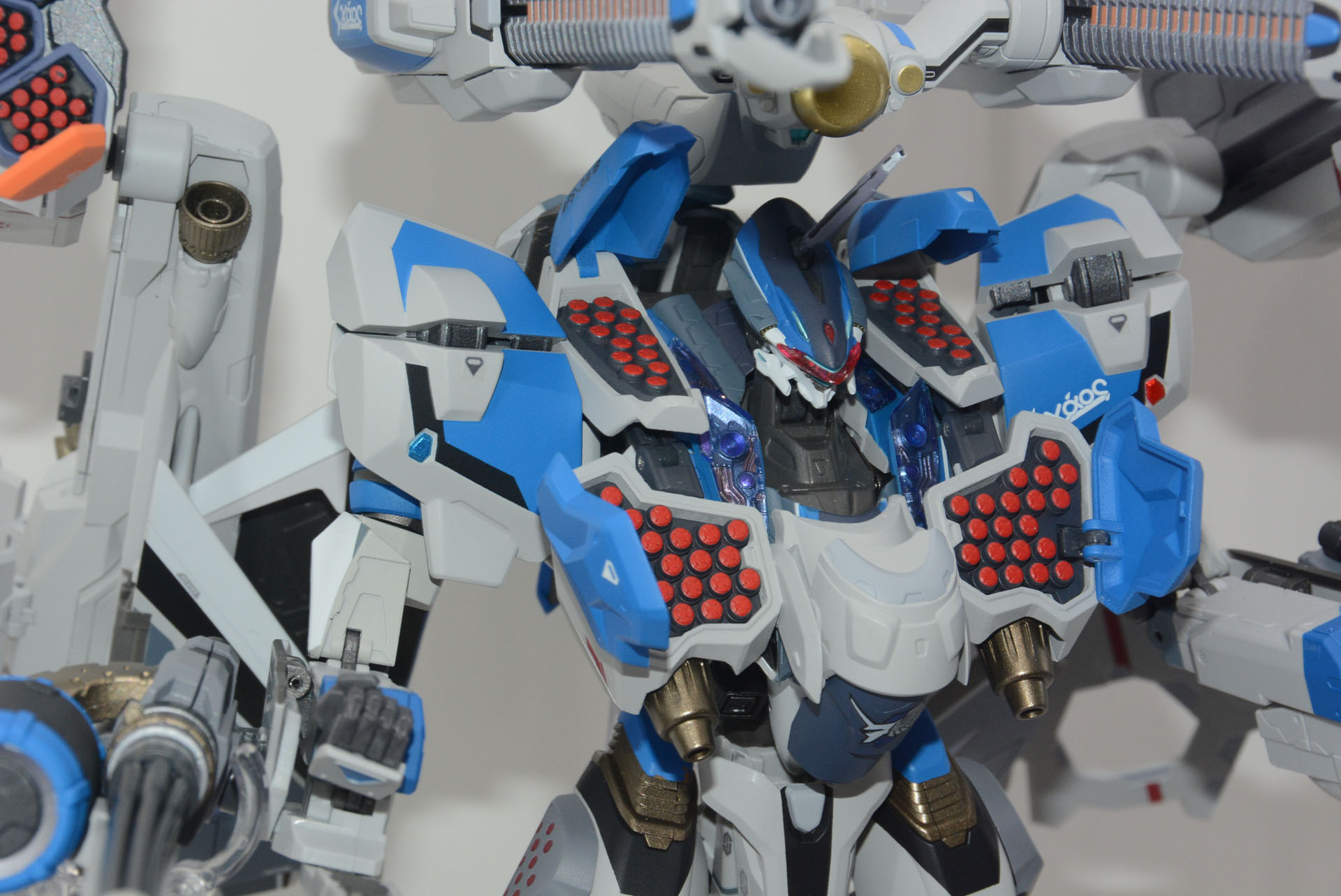 会場ではバトロイド形態で展示
