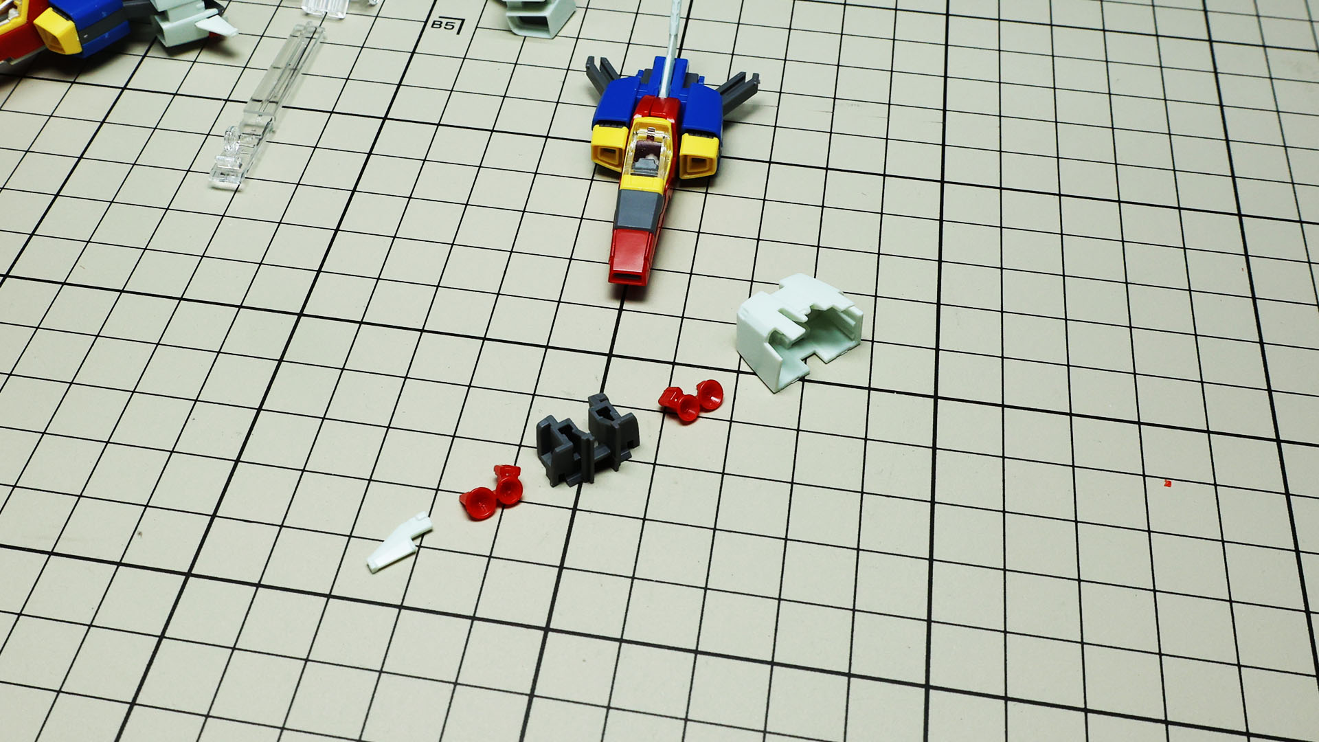 左右のエンジンブロックを組みます（写真は片側のみ）