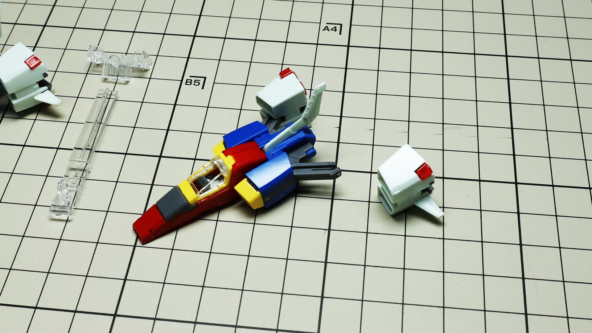 エンジンブロックを本体に差し込んで完成です