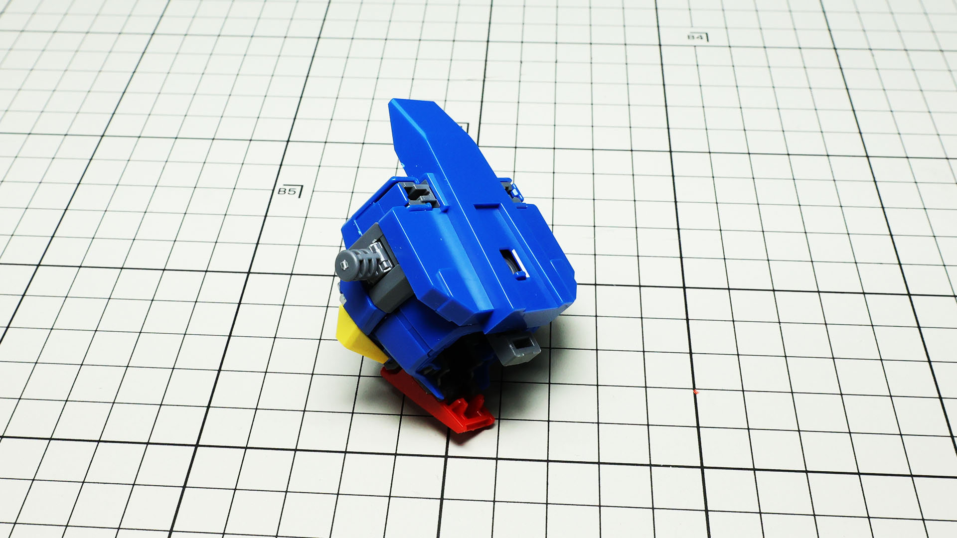 変形機構を利用して前面可動装甲を展開してみました