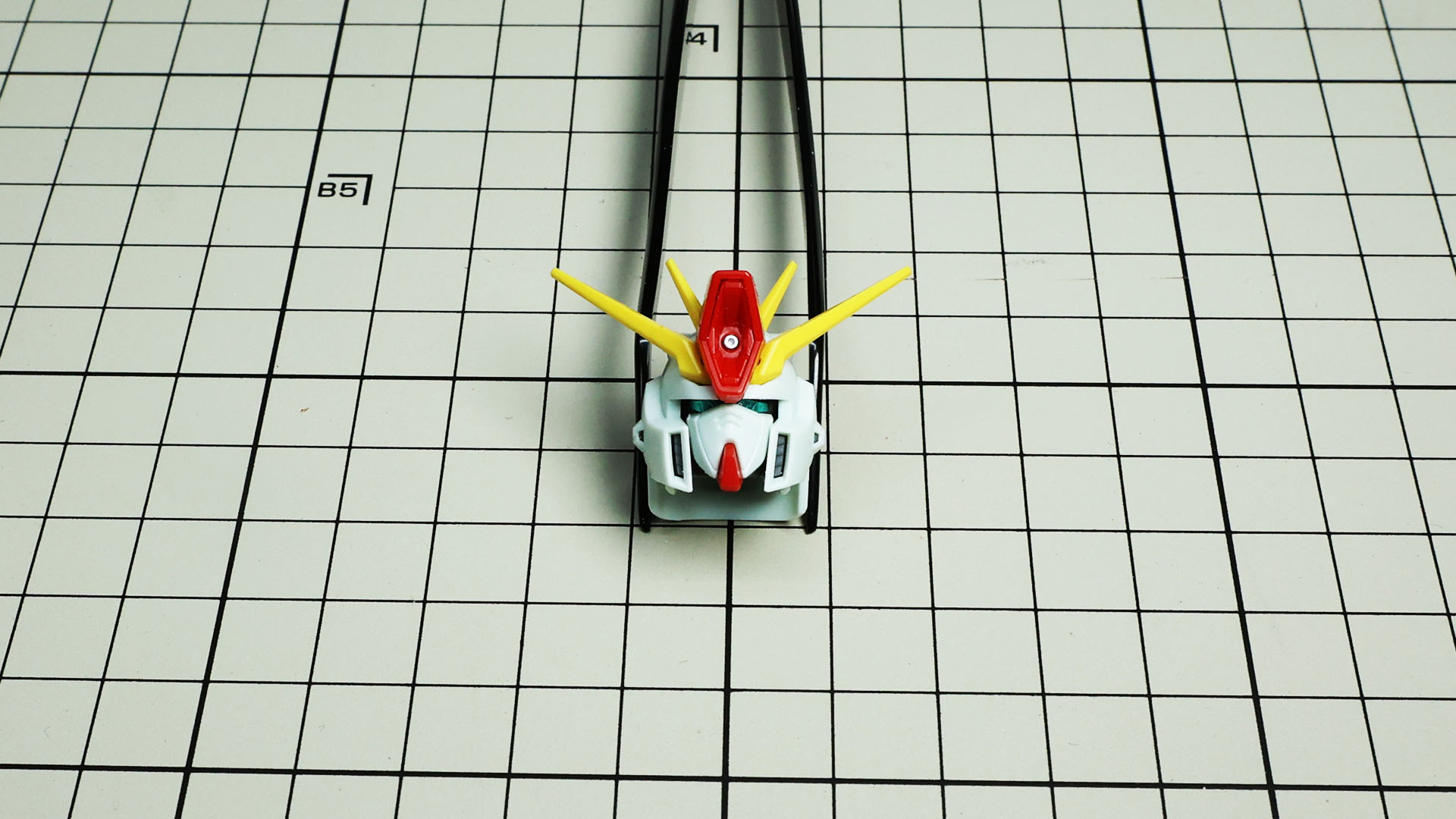 イケメンになったZZガンダムの頭部は……