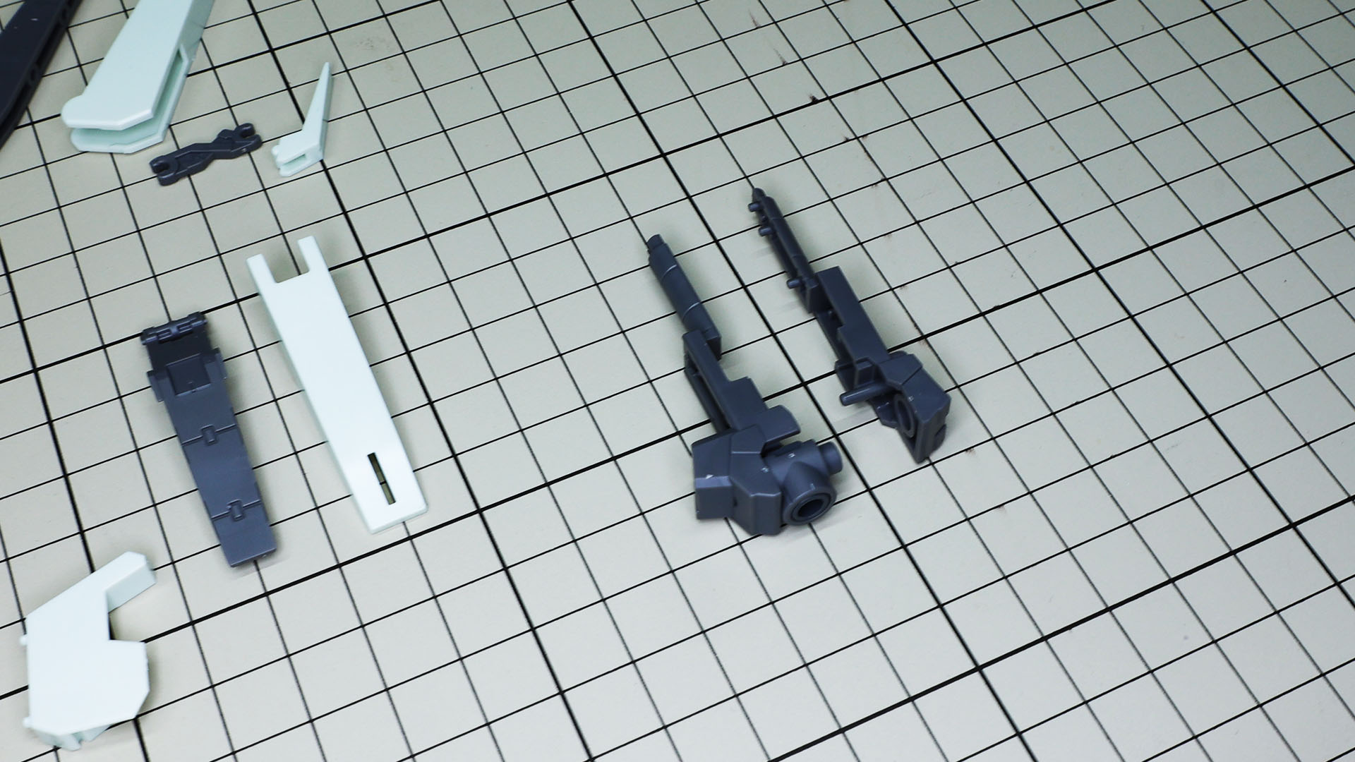 ブースター本体を組み立てます