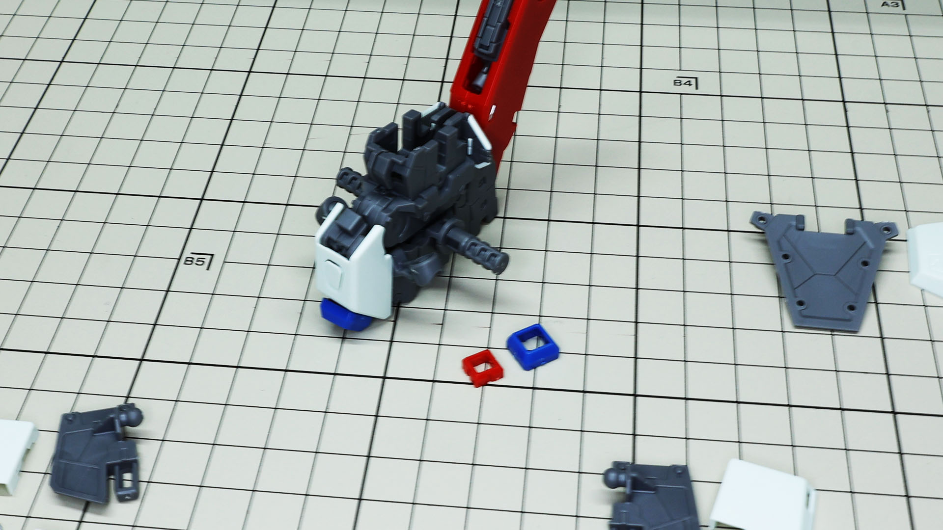 フンドシの上下のノズルもレッドとブルーでティテーリング！