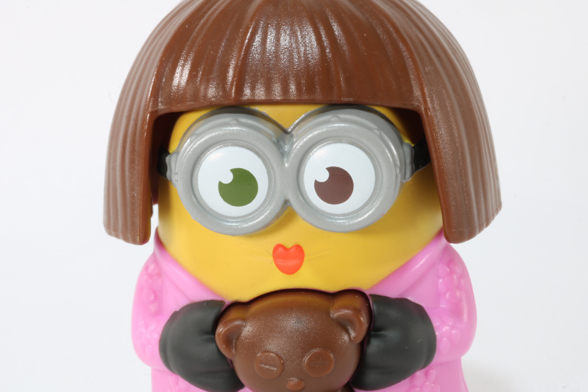 裏面の車輪でスムーズに動かすことができる