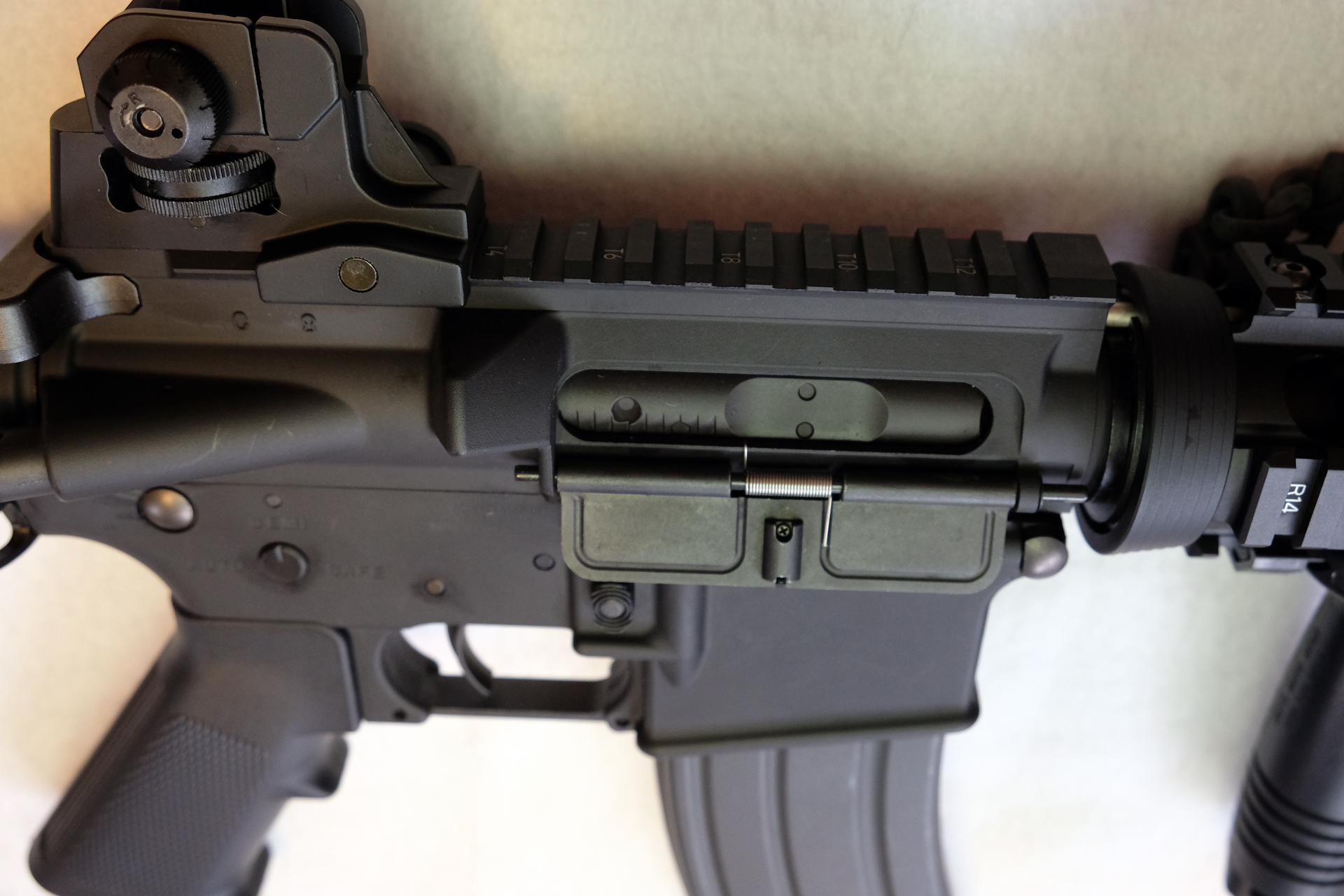 ボルトが閉じた状態。