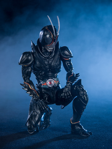 S.H.フィギュアーツ 仮面ライダーBLACK SUN ★Amazon限定版