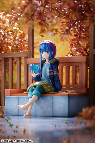 ゆるキャン 志摩リン 足湯 ver. 1/7スケール フィギュアアクリル付き ゆったり足湯につかる姿が可愛らしい。「ゆるキャン△ 志摩リン 足湯