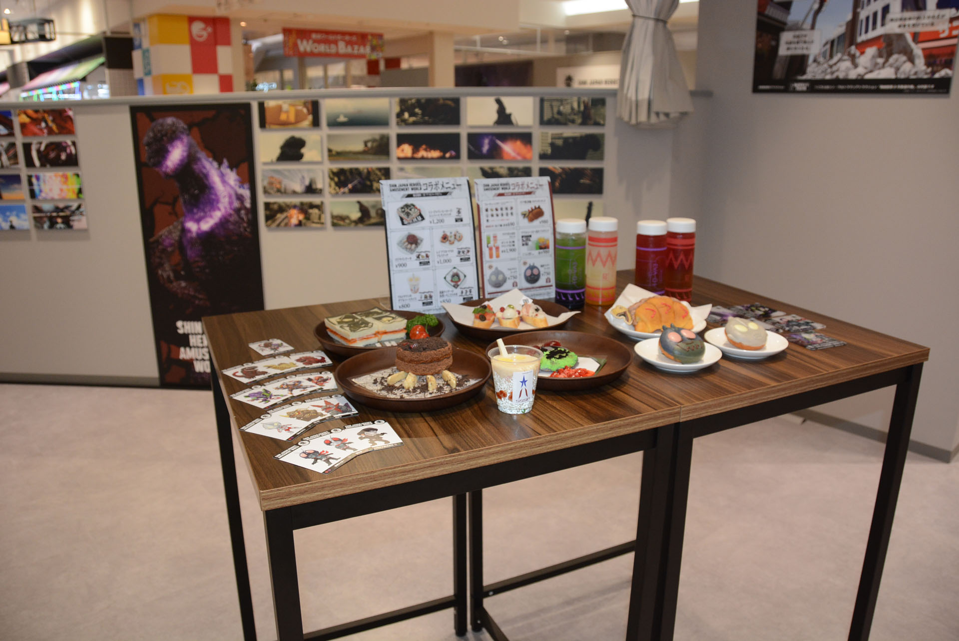 7月7日から8月21日まで開催されるイベント「シン・ジャパン・ヒーローズ・ユニバース」では、「シン・エヴァンゲリオン」、「シン・ゴジラ」、「シン・ウルトラマン」、「シン・仮面ライダー」のグッズやVRコンテンツなどが集結している