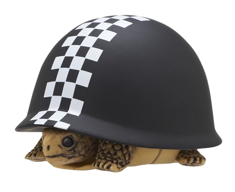 カメの甲羅がヘルメットに！ カプセルトイ「ヘルメット＋カメ2」が7月