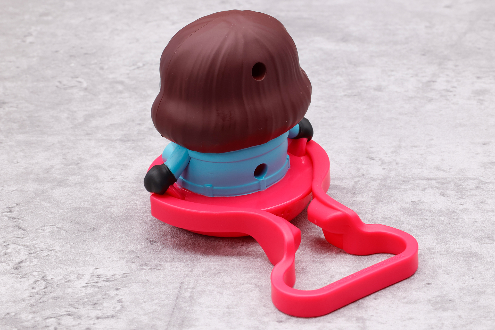 付属しているピンク色のアームを取り付けたところ
