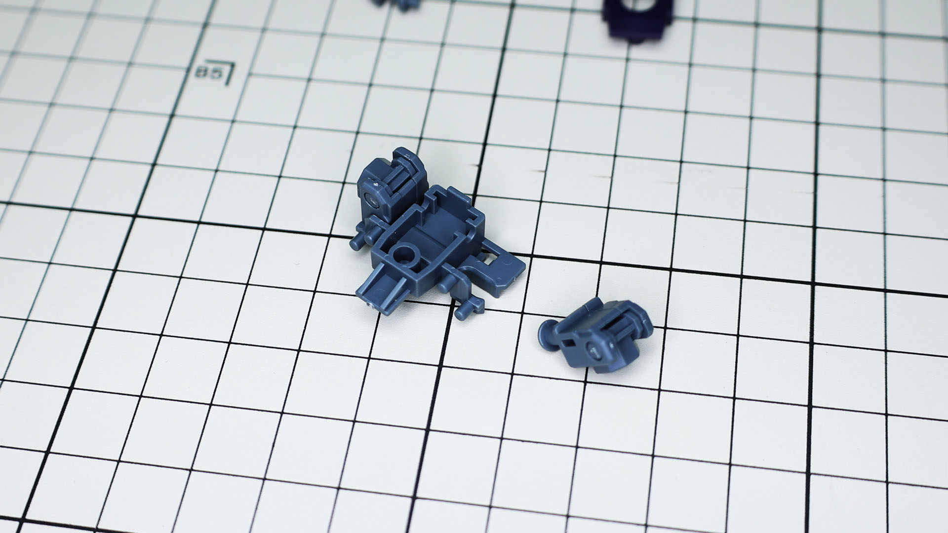 肩部もフレーム的な処理がされています