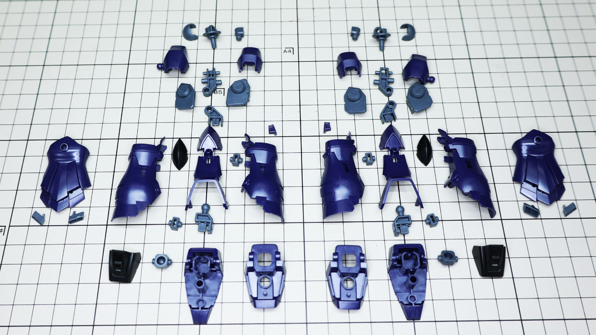 なかなかに細かいパーツ割に見えますが……