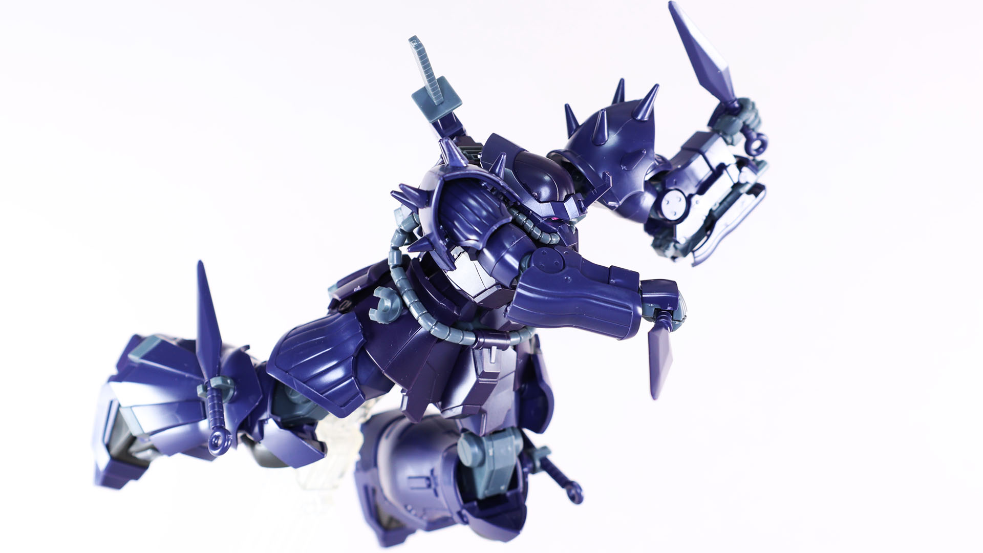 コールドクナイは計4本装備