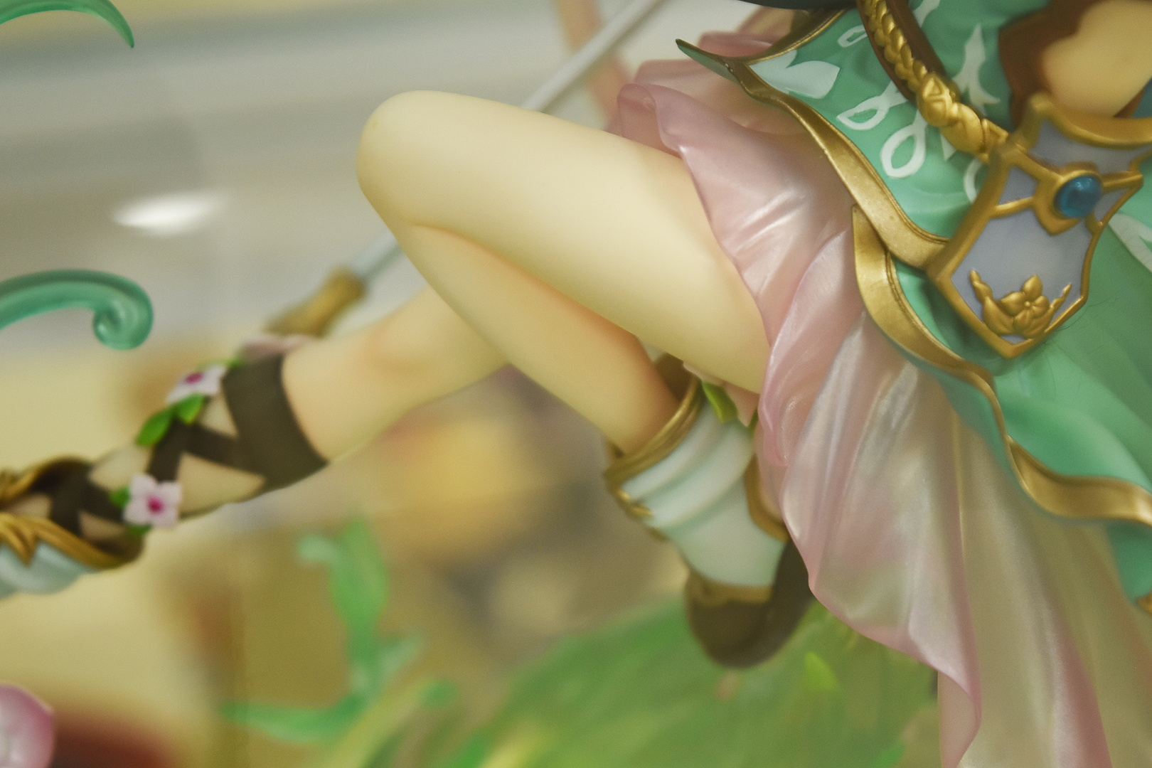 衣装の透明感が非常に美しい