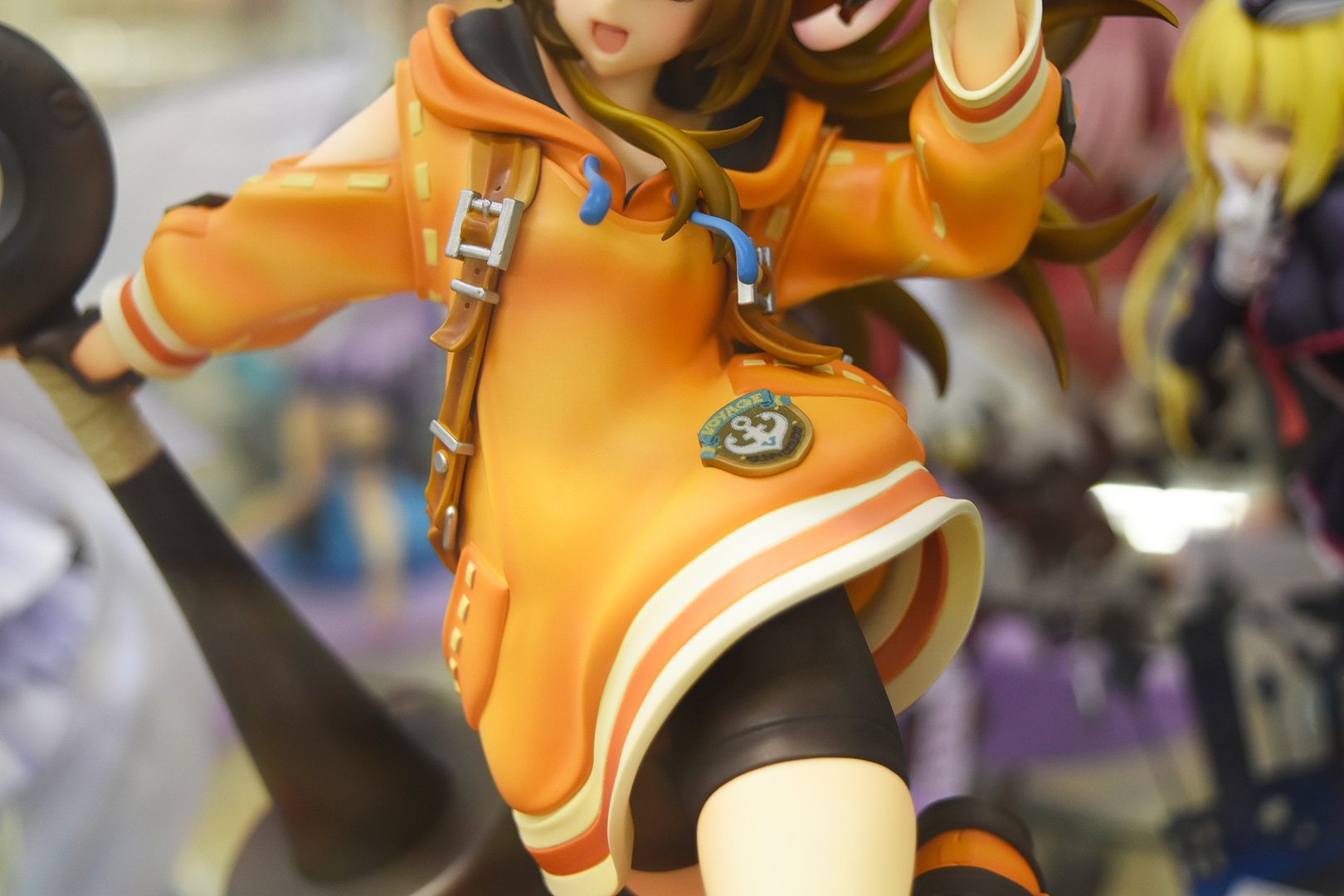 大きな帽子と服も忠実に再現