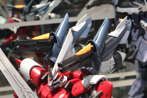 特別企画】【ガンダムベース撮り下ろし】重装甲＆陸戦特化の