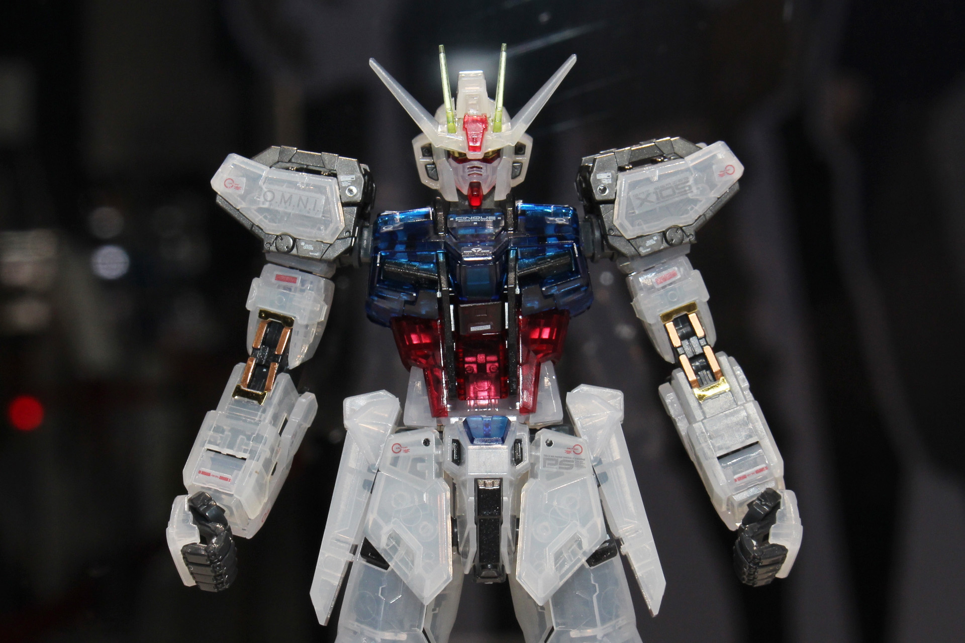 展示された作例のように並べてディスプレイするのも面白そうだ