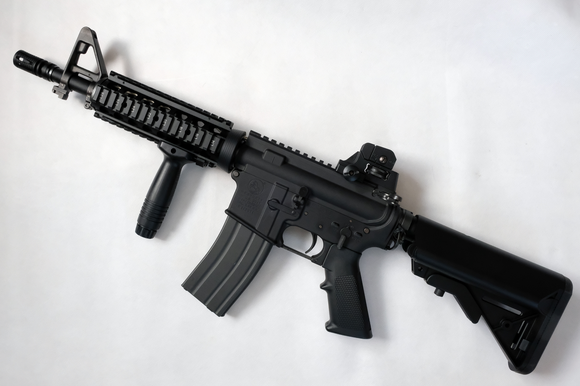 「ガスブローバックマシンガン CQBR ブロック1」。ガス圧の安定する夏はバリバリ撃ちまくれる