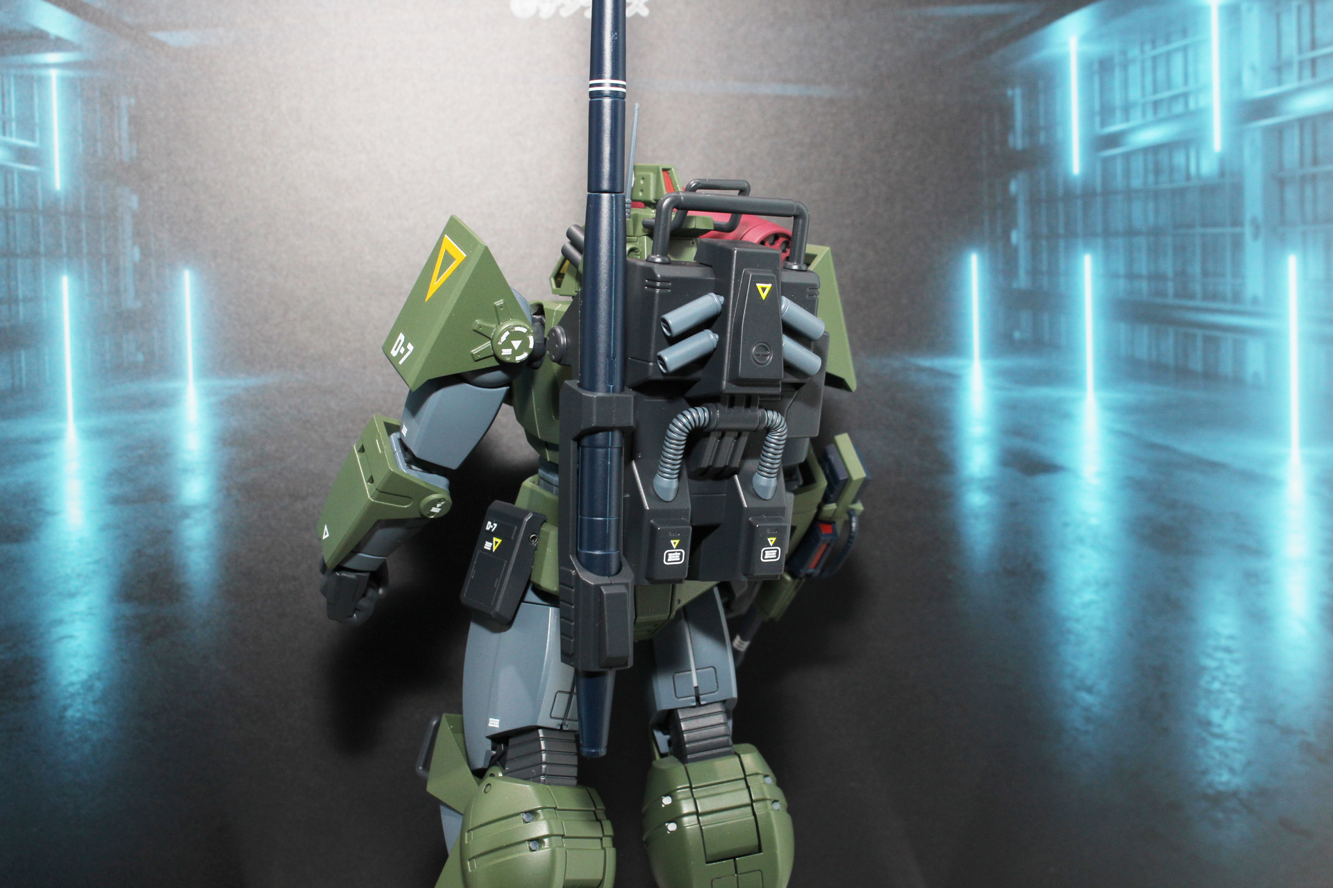 ターボザックなどは劇中のデザインを踏襲。ただしカラーは変更されている