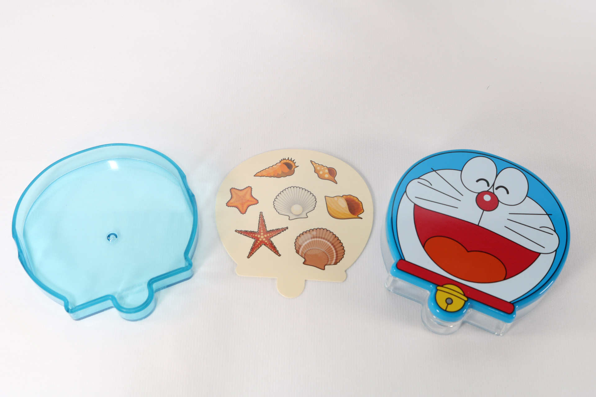 レンズ部分を取り外すことも可能