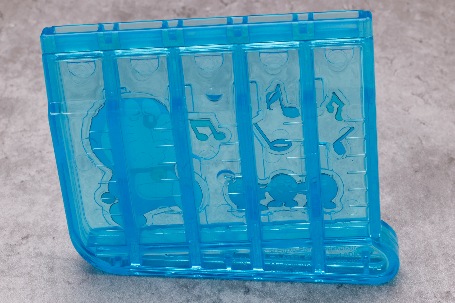 このように背面側には目盛りが付けられているので、それを参考に水の量を調整しよう