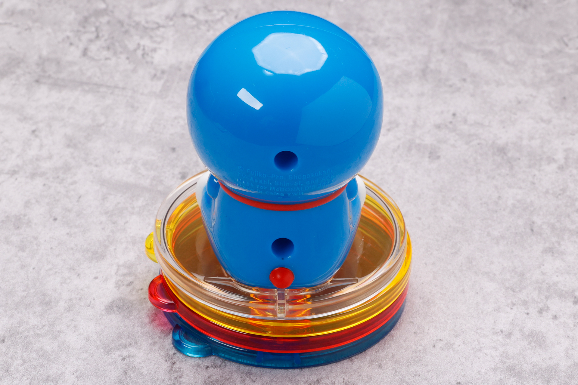 もちろんドラえもんのしっぽは、しっかり赤く塗られている