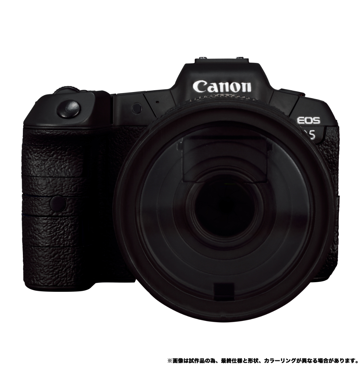 カメラ姿は実際の80%スケールとなっている