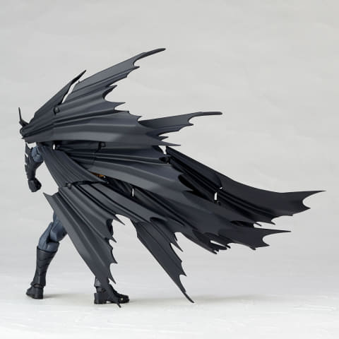 漆黒のマントを身に纏い悪を裁く！海洋堂から「バットマン」の