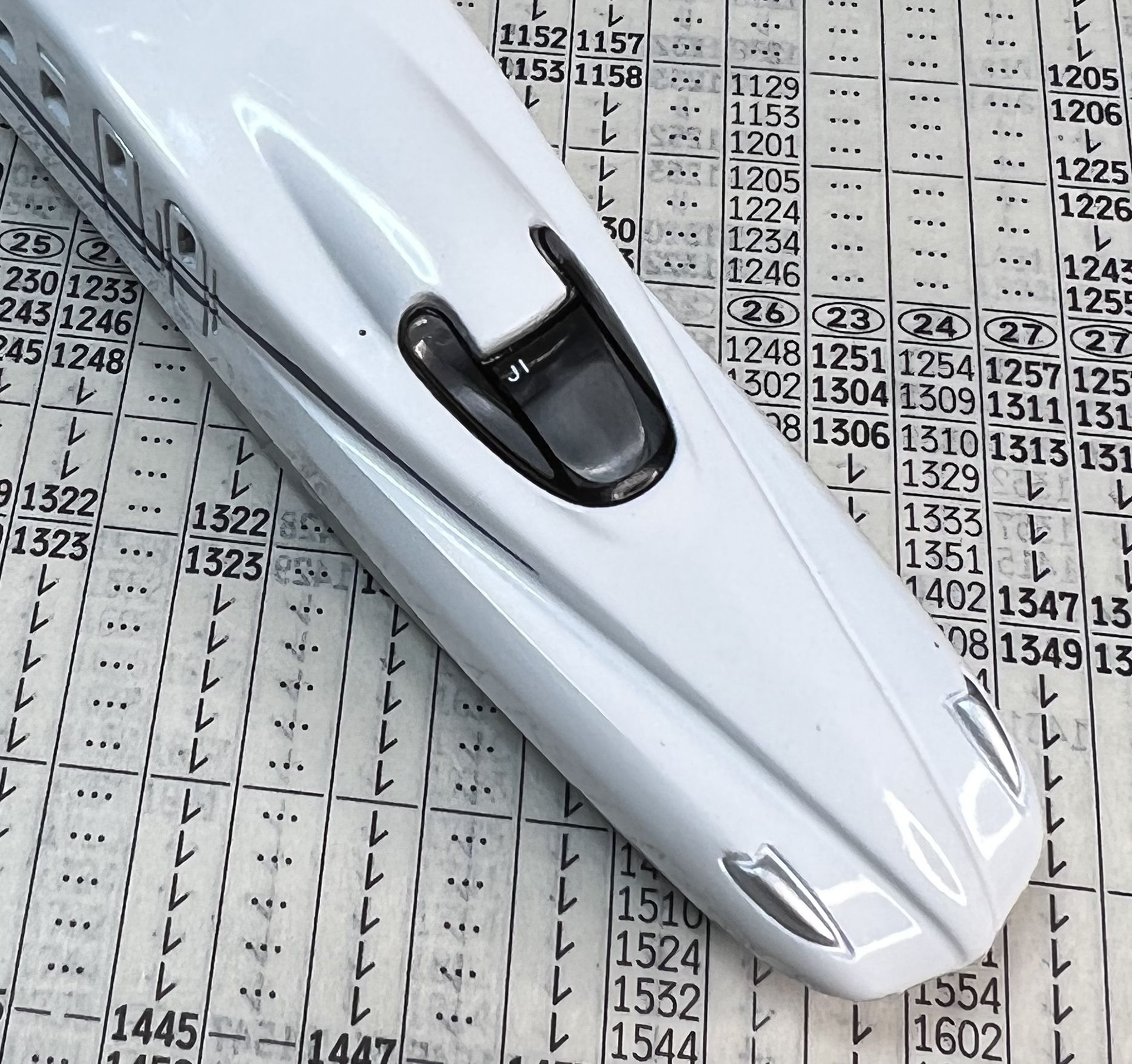 N700Sの先端部。エッジを効かせたシャープな姿。