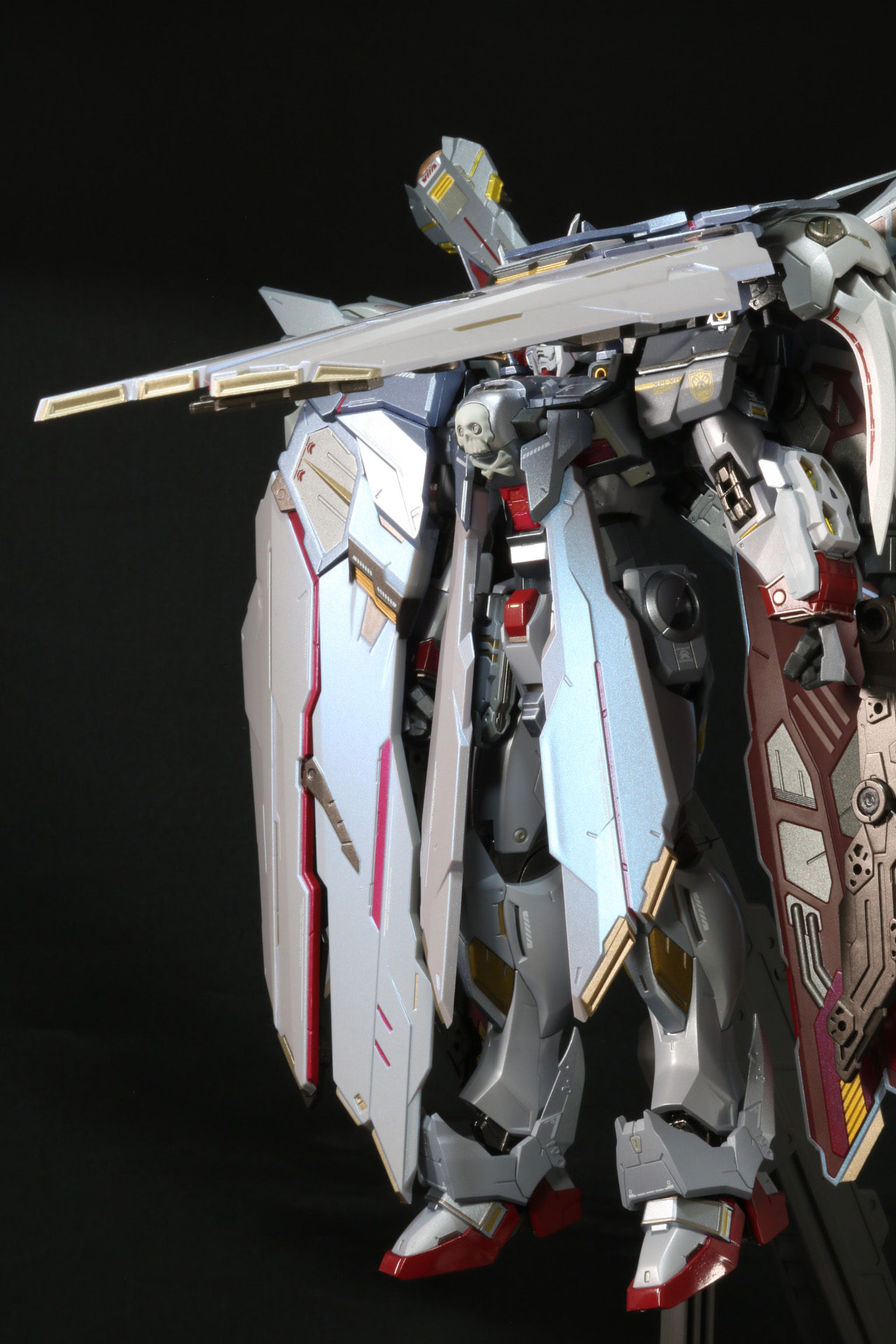 本商品では装甲プレートが全面に大きく展開が可能