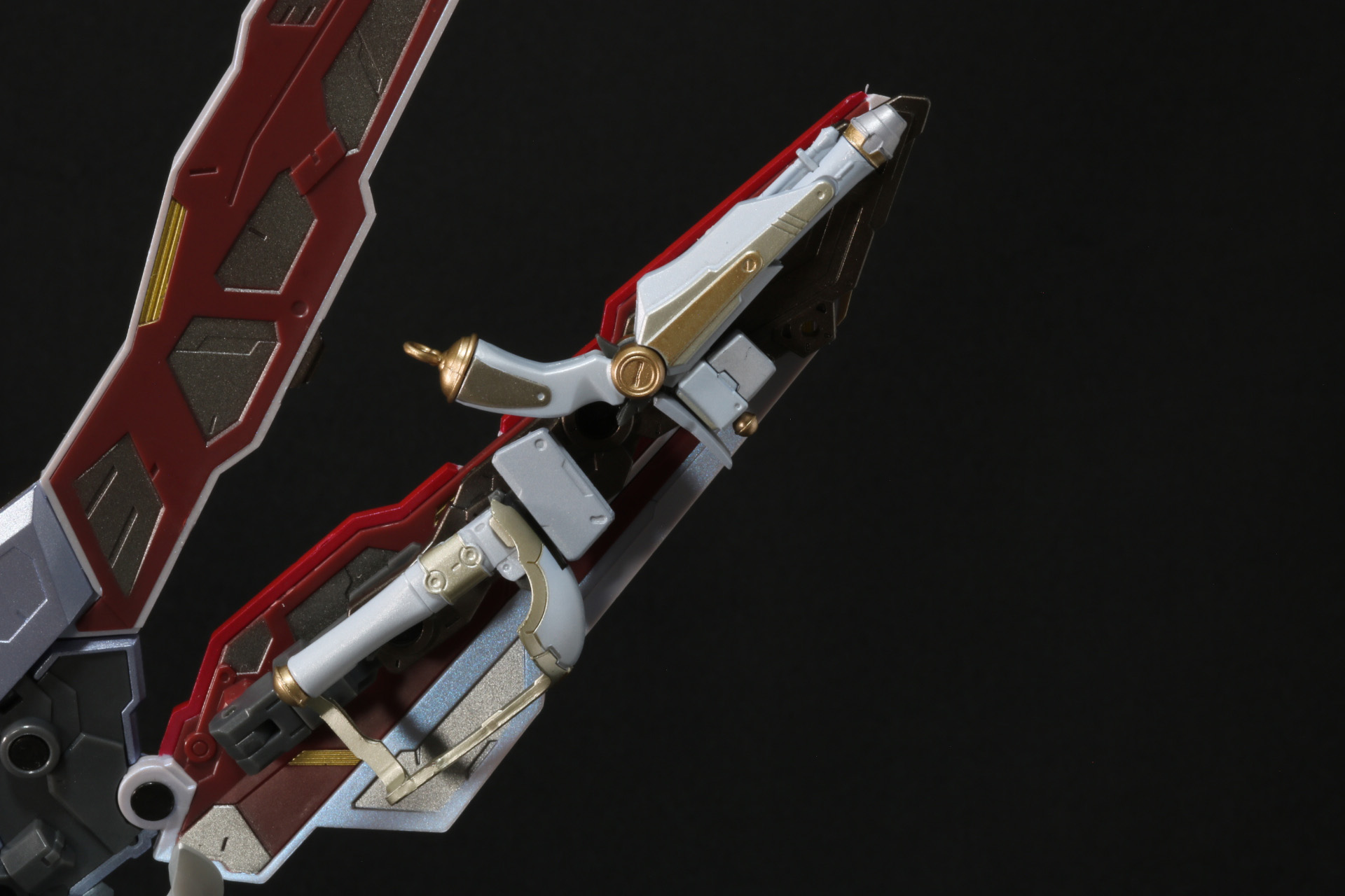 ジョイン部分には各武装を装着できる