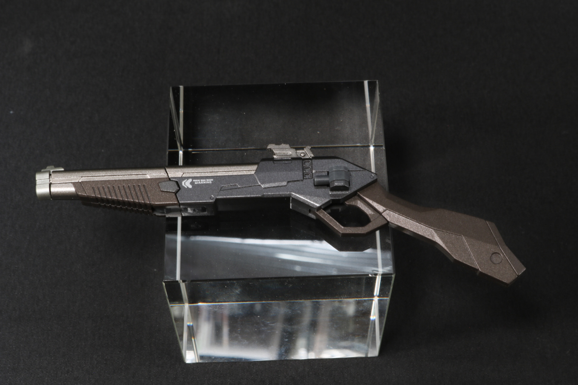 「バタフライバスターB」はよりシャープなデザインとなっている