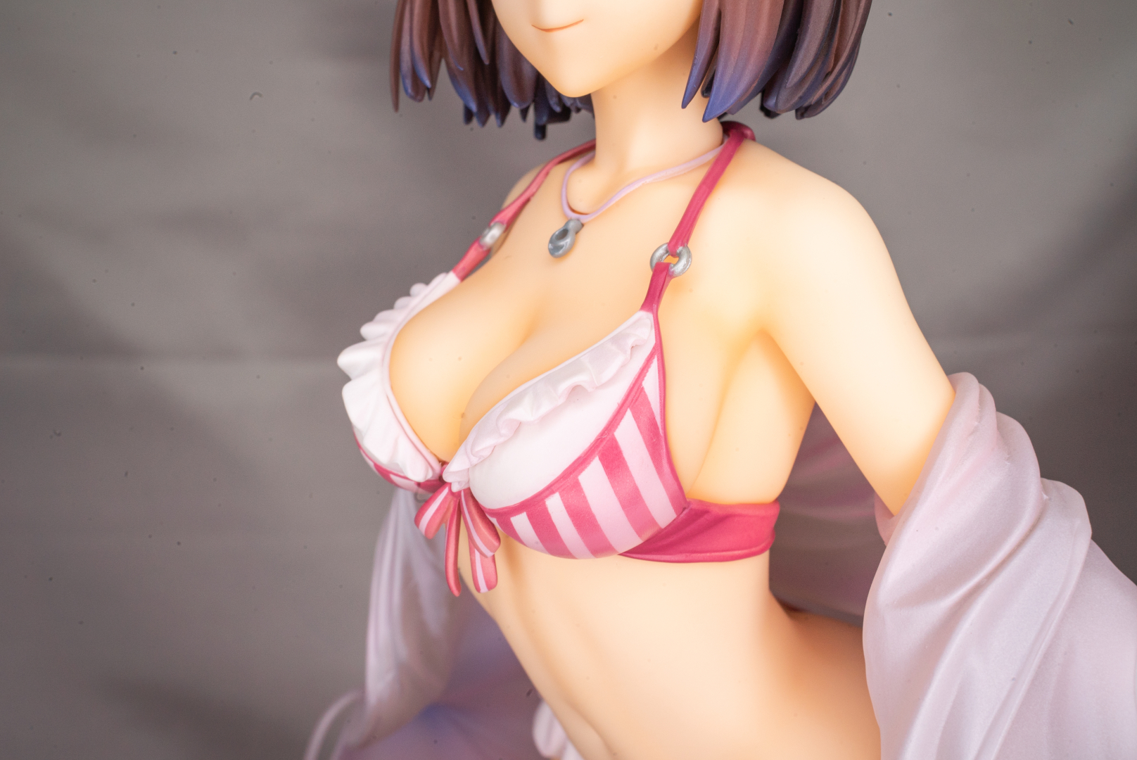 大きいだけでじゃなくて、凄く形のいい胸がというのがよくわかる造型。脇のあたりのラインも完璧だ！