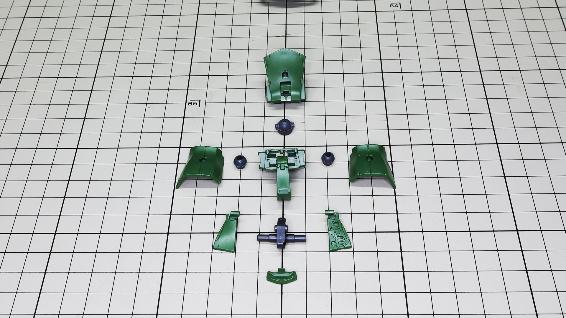 必要最小限で構成された腰部パーツ群