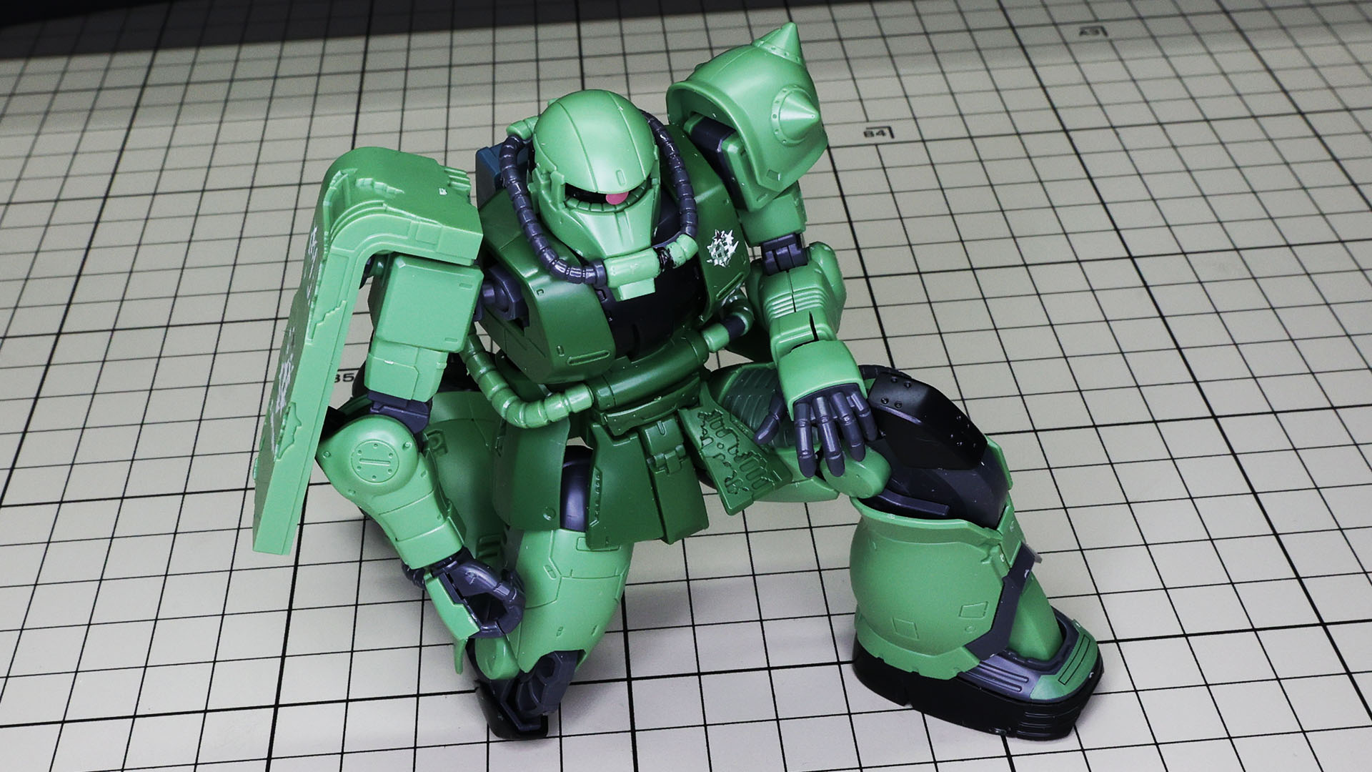 立膝も破綻なく決まります