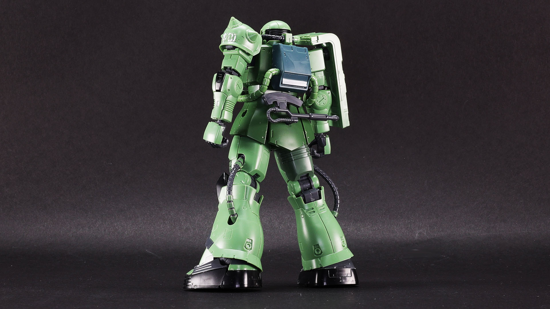 “異形のザク”と言われるスタイリング