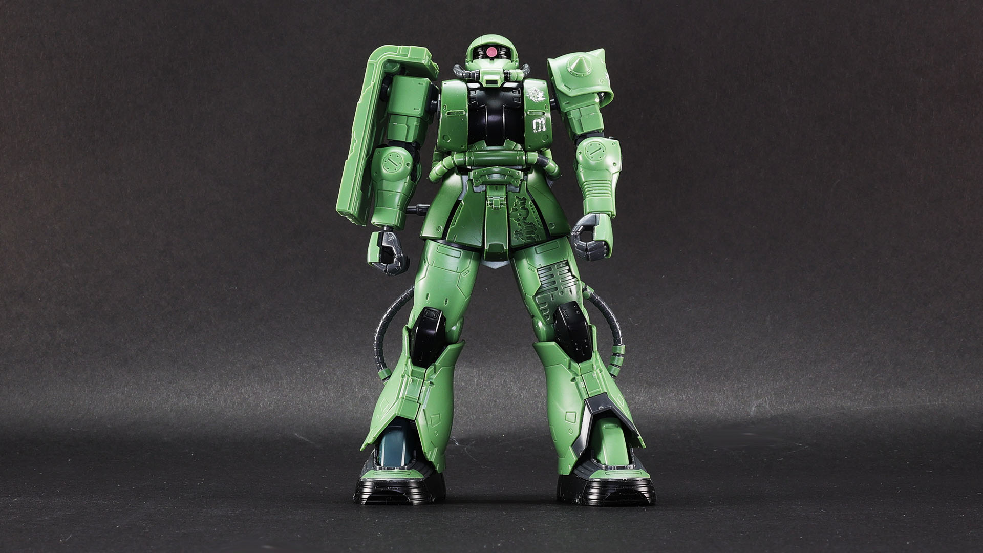 “異形のザク”と言われるスタイリング