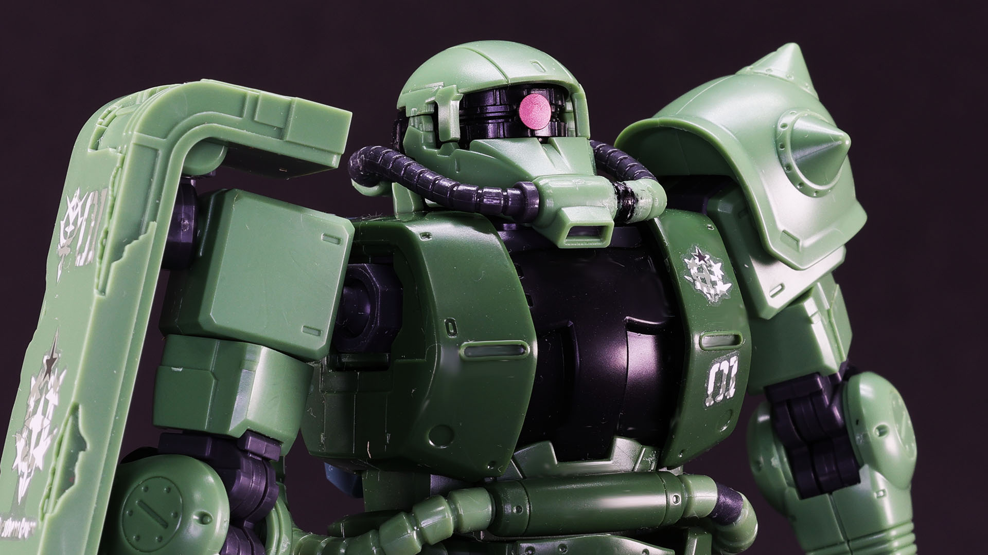 メンテナンスの苦労が見える頭部のダメージ