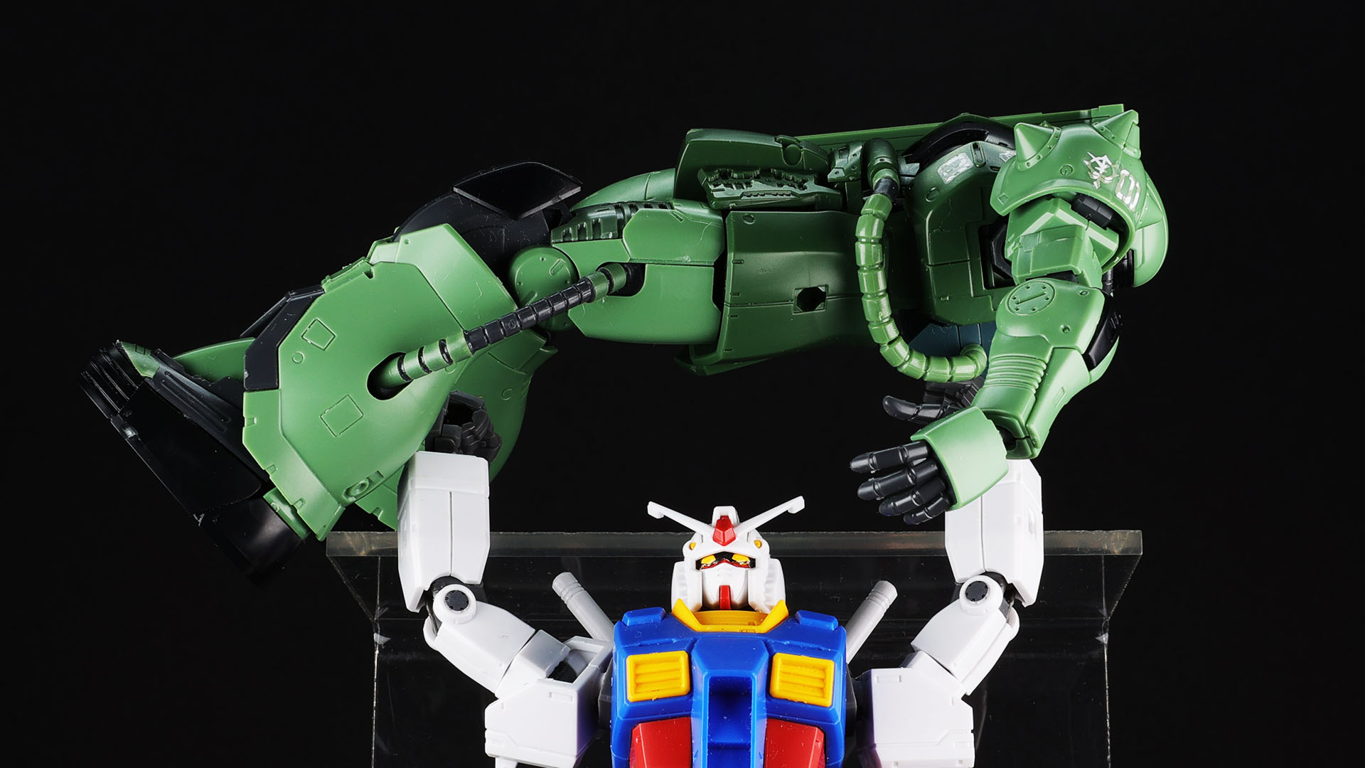 あぁっドアンのザクを!?……戦争は怖いものだ。アムロ君はいいことをしたんだ