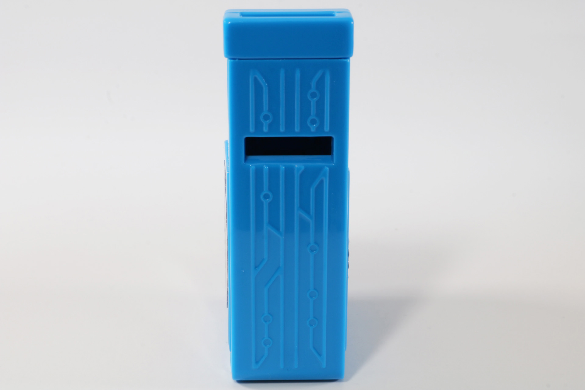 上面にはモールドが造形されている