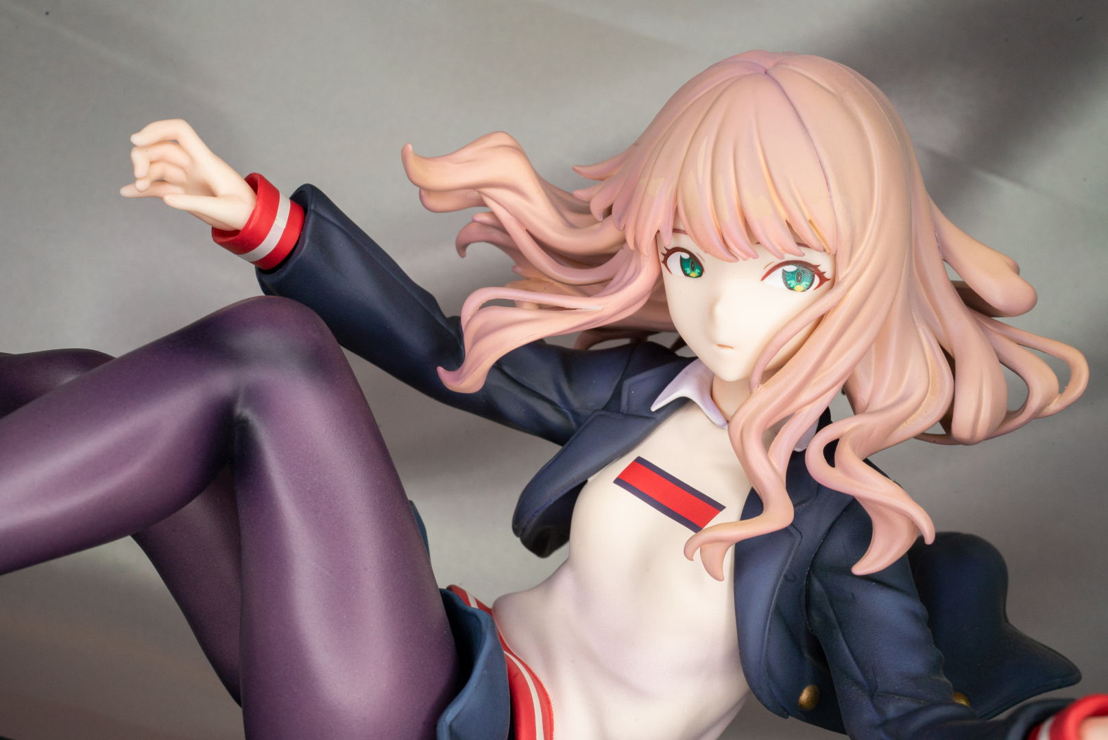 見る角度によって夢芽の違った魅力が引き出される