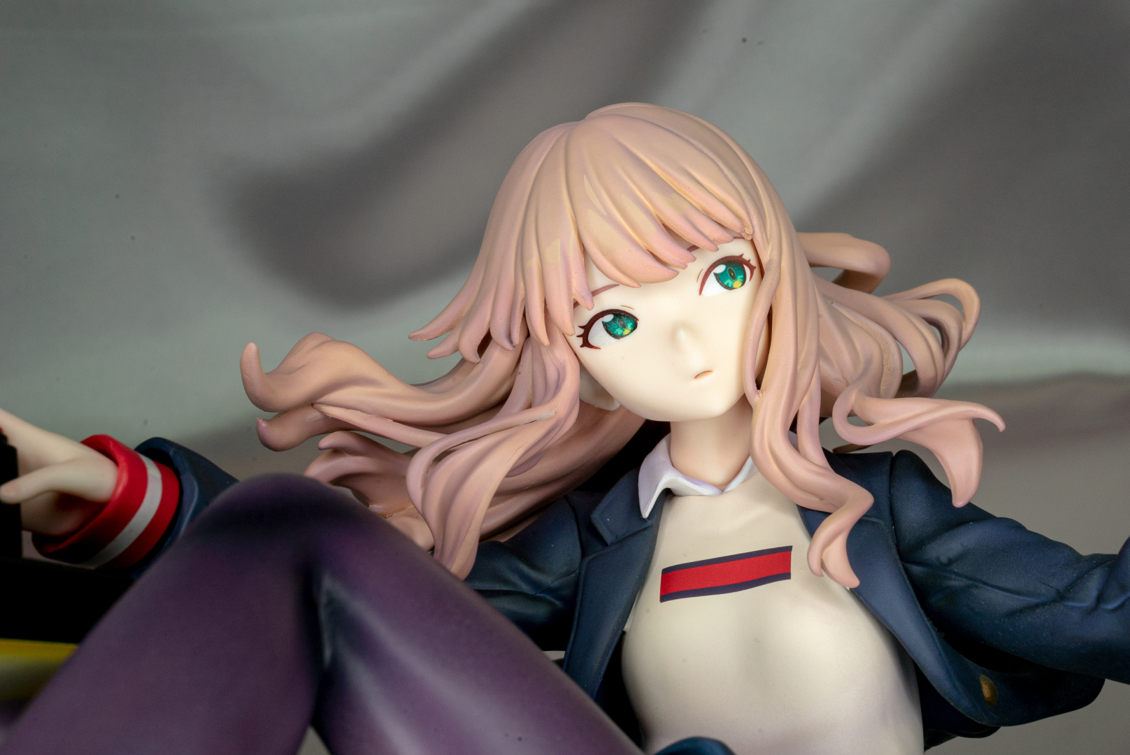 見る角度によって夢芽の違った魅力が引き出される