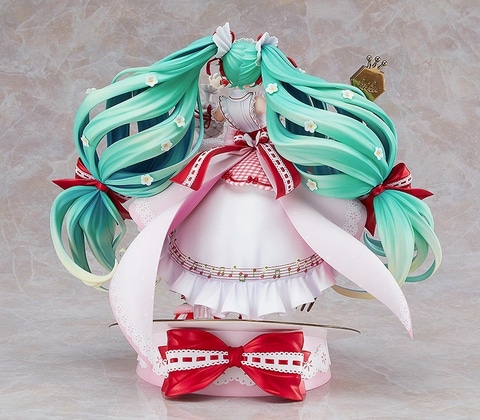 初音ミク 15th Anniversary Ver. いちご フィギュア Amazon.co.jp: キャラクター ボーカル シリーズ01 初音ミク 初音