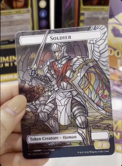 「ステンドグラス版」イラストを採用した、透明な兵士トークン