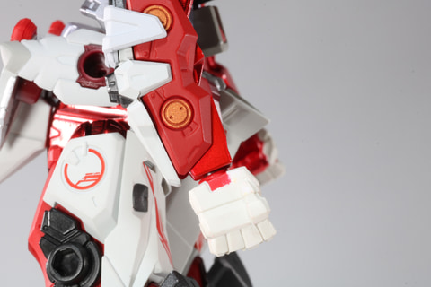 レビュー】「METAL BUILD ガンダムアストレイ レッドドラゴニクス