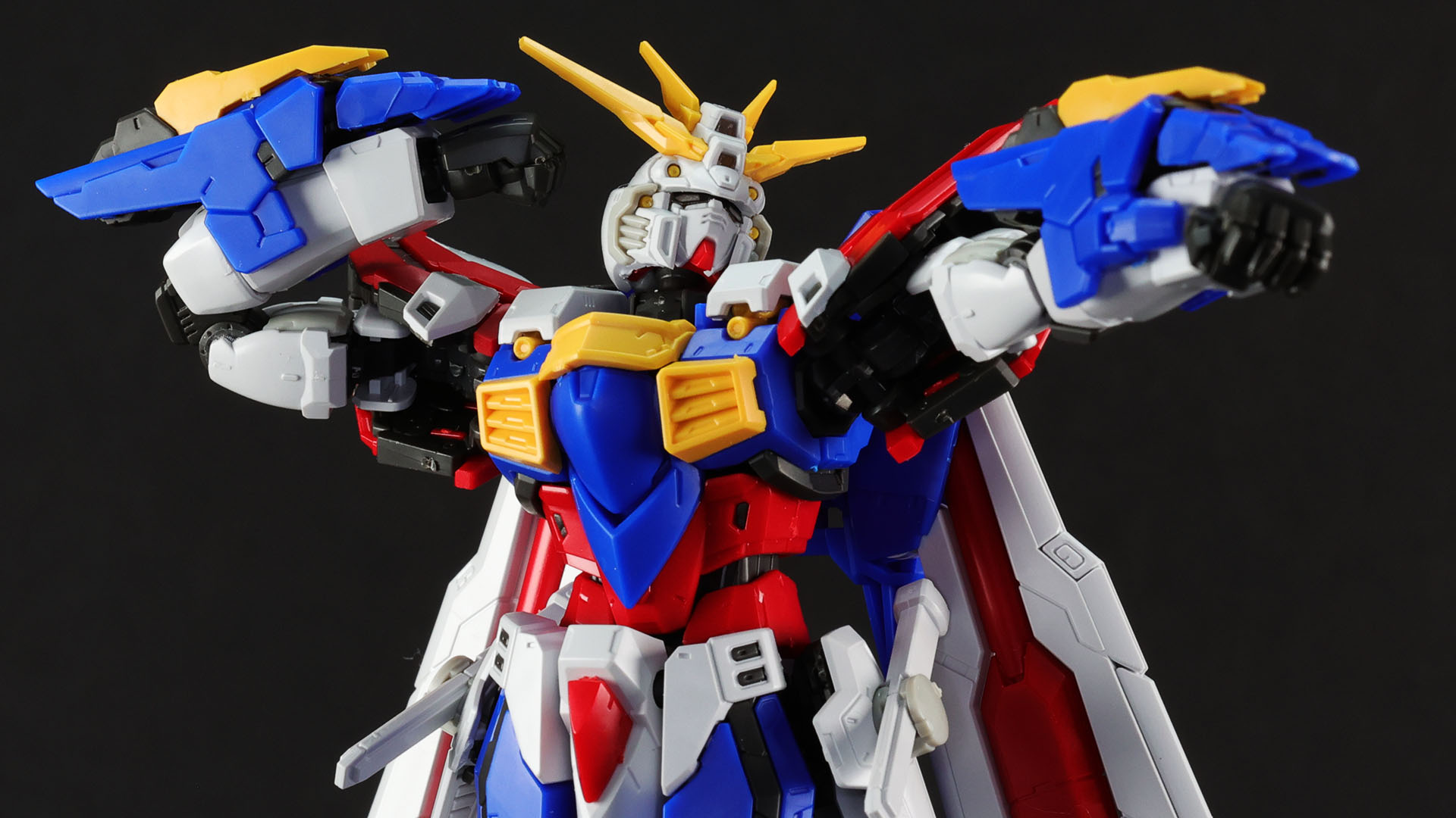 脚部後方のバーニアカバーを開くと内部のバーニアが連動で露出します