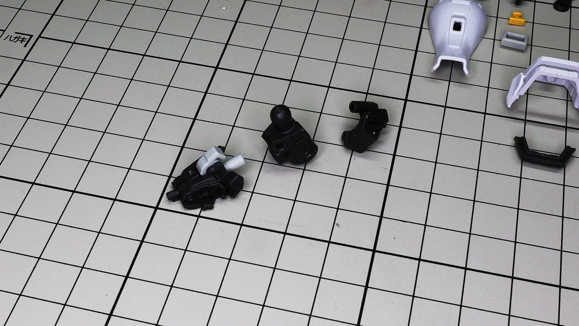 足先と接続され、足先はロールして別格の接地性をもちました